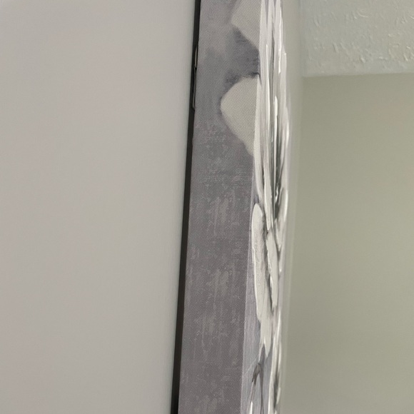 Flower art work 20inchesx20inches painting - Picture 2 of 3